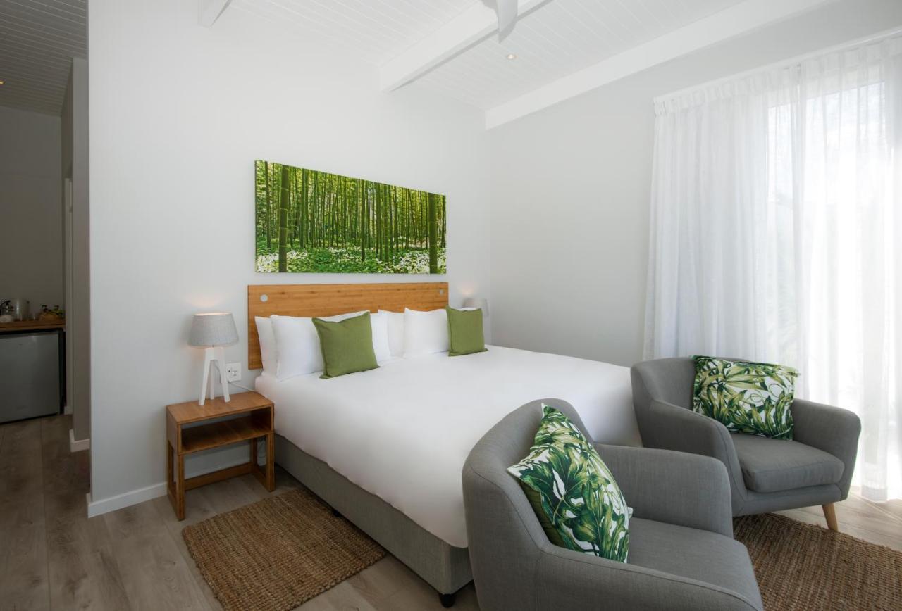 Bamboo Guest House Hermanus Exterior photo
